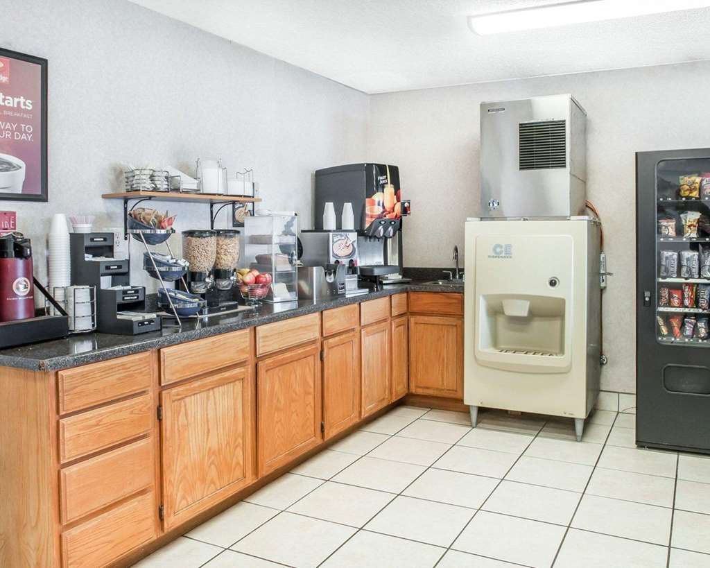 Econo Lodge Gallup Restoran fotoğraf